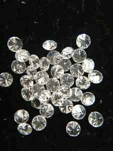 Vente en gros de haute qualité VS diamant naturel taille brillante 0.8 2 MM D couleur diamant Mantra percé au laser diamant en vrac à prix réduit - Product Image 4