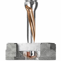 Foret à couronne haute vitesse avec refroidissement interne pour perçage profond de l'acier inoxydable sur machine-outil CNC