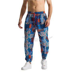 Pantalones Deportivos con Estampado Gráfico Completo, Tela Premium, Hechos en Pakistán, Pantalones Jogger Casuales a la Moda - Product Image 2