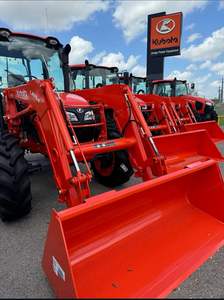 Tractor Kubota Completo en Venta, con M62 TLB Frontal - Product Image 6