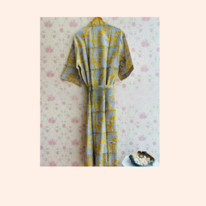Kimono unisexe long en coton, robe de chambre à imprimé floral, cadeau pour demoiselle d'honneur, cadeau pour l'été et l'hiver, cadeau pour elle - Product Image 5