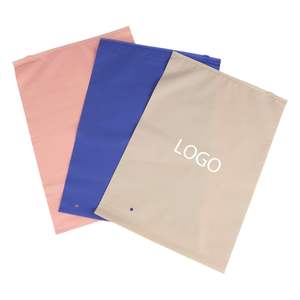 Travel <b>Storage</b> Usage Apparel Audience EVA PVC Poly Material Clear Zipper Feature Lightweight Protective Benefit <b>Bags</b> - Product Image 2