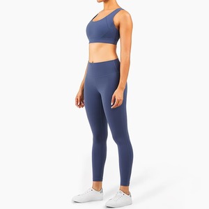 Top tendance femmes Yoga ensemble 2025 nouveauté 2 pièces respirant séchage rapide avant Logo de haute qualité - Product Image 5