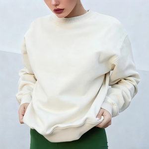 Sweatshirts d'hiver personnalisés pour femmes en polyester uni doux et confortable à col rond à manches longues classiques doublés de polaire brodés - Product Image 1