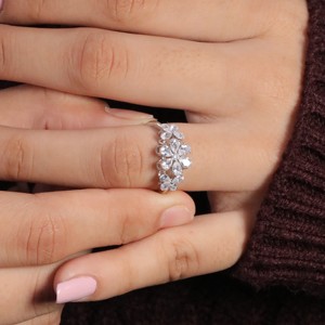 Bague d'éternité de fiançailles et de mariage en argent sterling 925 plaqué or 14 carats avec perle de 0,97 carat taille poire marquise, conçue sur mesure - Product Image 5