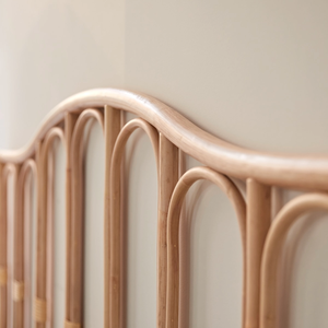 Cabecero de ratán natural para cama Marco de cama de bambú hecho a mano Muebles de dormitorio de estilo bohemio respetuosos con el medio ambiente - Product Image 4