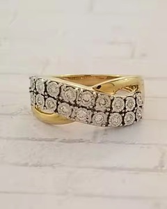 Anillo de diamante trenzado de oro amarillo de 14K, anillo de compromiso o boda de declaración de diamante de corte redondo cultivado en laboratorio para regalo de mujer - Product Image 1