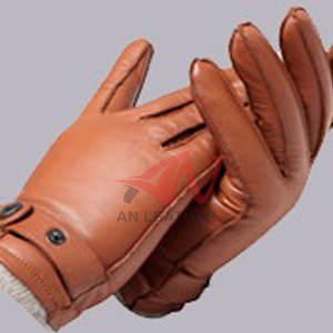 Guantes de cuero de diseño moderno que ofrecen un ajuste cómodo y un agarre fuerte para uso casual. - Product Image 5