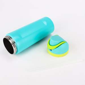 Bouteille isotherme sous vide en acier inoxydable de 600 ml de qualité supérieure, directement de l'usine, avec paille pour boissons sportives - Product Image 3