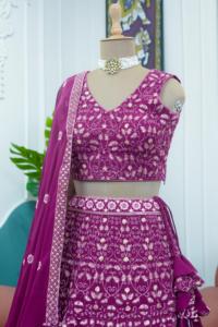 ชุดแต่งงานที่สวยงาม lehenga choli กับด้ายและลำดับการทำงาน - Product Image 5