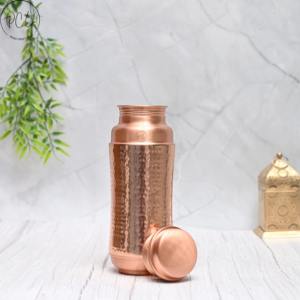 Botella de agua de cobre martillada a mano con acabado interno de grado alimenticio Premium Almacenamiento de metal saludable y ecológico - Product Image 2
