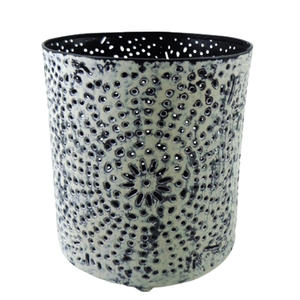 Bougeoir décoratif de Noël à 5 bras en métal bougeoir gris pour la maison et la décoration de table à la main - Product Image 6