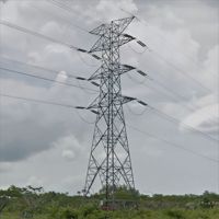 Tour de distribution d'énergie galvanisée en acier profilé pour transmission monophasée 400 kV, pour lignes électriques et tours d'antenne