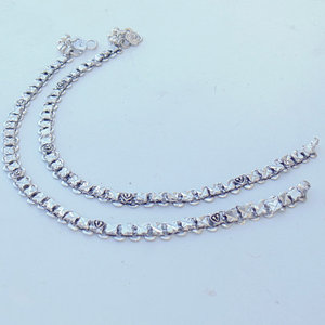 Magnifiques Nouveautés 2026 : Bracelets de Cheville Argentés de Créateur, Bijoux de Pied Élégants et Brillants pour Femmes et Filles - Product Image 2