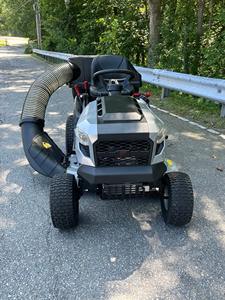 Tracteur à gazon autoporté TOP Murray MT100 de 42 pouces, équipé d'un moteur Briggs & Stratton de 500 cm³ et 13,5 CV. 6 vitesses, 18 pouces - Product Image 6