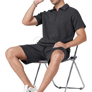 Polo décontracté à demi-fermeture éclair pour hommes ensemble de vêtements d'extérieur et de shorts de survêtement court 2 pièces respirant de couleur unie - Product Image 4