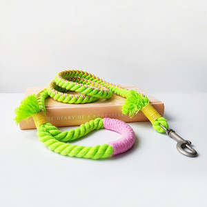 Guinzaglio per animali domestici in materiale riciclato unico colorato multicolore di Design alla moda di marca cucciolo di cane corda di trazione - Product Image 1