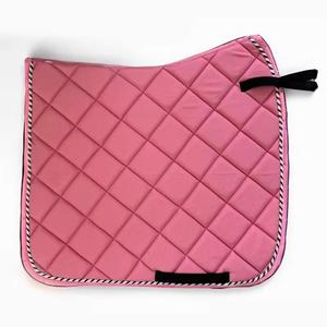 Fournitures équestres en satin de style anglais personnalisables Tapis de selle de dressage en mousse confortable Tissu respirant - Product Image 3