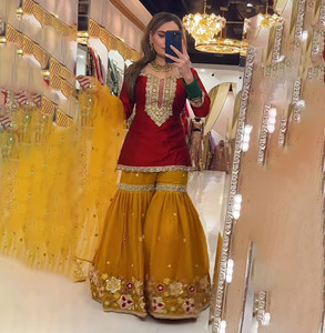 ชุดชาราร่าปักลายหรูหรา งานปักแบบอินเดีย-ปากีสถาน ชุดสัลวาร์ คามีซ 3 ชิ้น ทรงบาน ชุดการาร่าสำหรับงานปาร์ตี้ - Product Image 1