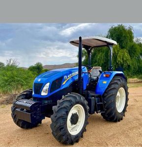 Entrega rápida en todo el mundo, compre un tractor agrícola New Holland usado disponible con cargador, todos los componentes principales funcionan con el tractor New Holland. - Product Image 5
