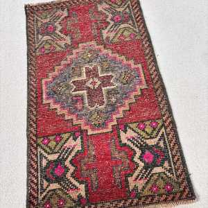 1.8x3.1 ft Vintage Turkish Rug, Small Rug, <b>Red</b> <b>Wool</b> Rug - Product Image 2