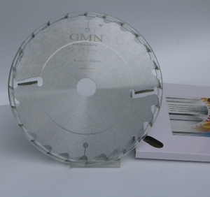 Lame de scie TCT multi-déchirures de qualité 305mm avec grattoirs Outil de coupe de bois personnalisable en acier soudé Support OEM DIY disponible - Product Image 3