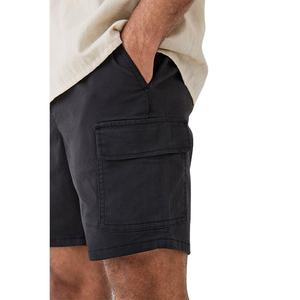 Jean court homme coupe slim uni 2026, taille standard, respirant, design streetwear d'été, meilleure vente, personnalisable, vente en gros - Product Image 6