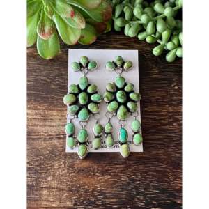 Boucles d'oreilles pendantes en argent sterling avec turquoise dorée Sonoran - Design floral - Cadeau - Product Image 1
