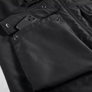Veste à capuche Cargo Techwear OEM pour hommes Veste à capuche multi-poches Manteau Fonction masculine Coupe-vent Sweat à capuche noir - Product Image 5