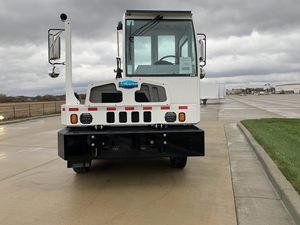 Nueva Oferta para 2024: Autocars EACTT42 YARD SPOTTER - DOT - Product Image 2