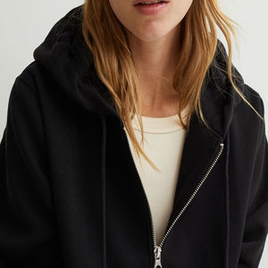 Sweat à capuche de couleur unie en coton noir de haute qualité du fabricant personnalisé en polaire, poids lourd, sweats à capuche zippés surdimensionnés - Product Image 2