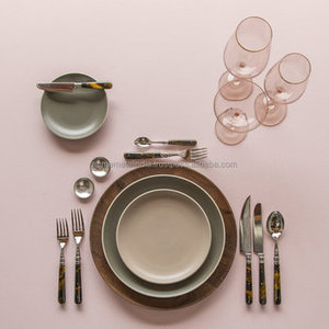 Ensemble de couverts en acier inoxydable poli miroir au design élégant, parfait pour la maison et les ustensiles de cuisine, articles de cuisine de qualité - Product Image 6