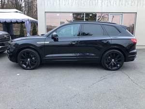 Volkswagen <span class=keywords><strong>Touareg</strong></span> G <span class=keywords><strong>R</strong></span>-<span class=keywords><strong>Line</strong></span> Usado de Alta Gama y Versátil, <span class=keywords><strong>2018</strong></span>, SUV Crossover de Lujo Mediano, Volante a la Izquierda |   Bajo kilometraje |   Envío a todo el mundo - Product Image 4