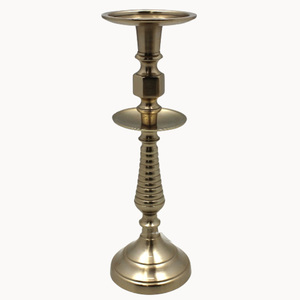 Venta al por mayor soporte de vela de metal chapado en latón Navidad boda huracanes decoración portavelas cantidad artesanías - Product Image 1