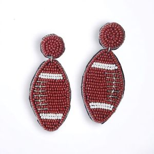 Boucles d'oreilles pendantes brodées de perles faites à la main, motif 'Game Day', élégantes, mignonnes, tendance, de qualité supérieure, couleurs personnalisables, unisexe, Inde - Product Image 3