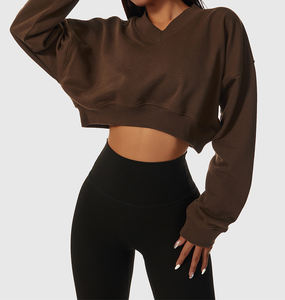 2024 nuevo conjunto de sudadera con logotipo personalizado para mujer, Top corto negro y pantalones de chándal elásticos, ropa informal, opciones de talla grande - Product Image 3