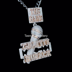 Joyería Cristiana Hip Hop Unisex GILLETTE de la Mejor Calidad, Personalizada en Plata de Ley 925 con Baño de Oro de 10K y Moissanita Corte Baguette para Fiesta - Product Image 5