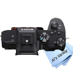 Cámara Digital sin Espejo A7 III Negra Renovada con Lente de 28-70 mm, Tarjeta de 32 GB, Estuche para Trípode, Paquete de 18 Piezas que Incluye Más Accesorios - Product Image 4