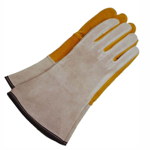 Gants de soudure longs en cuir de vache fendu en polyester durable pour le confort et la protection - Product Image 1