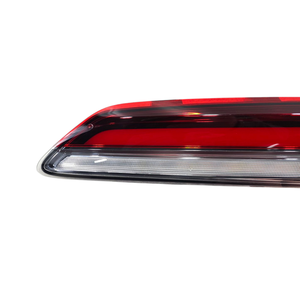 ไฟเบรกหลังขวาในตัวประตูรถ รุ่น SKODA Karoq หมายเลขอะไหล่ 57A945308C (18>) - Product Image 4