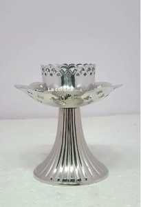 Portavelas diseñado por el estilista DUCK con soporte hecho a mano para Navidad y Festival Portavelas de alta calidad - Product Image 3