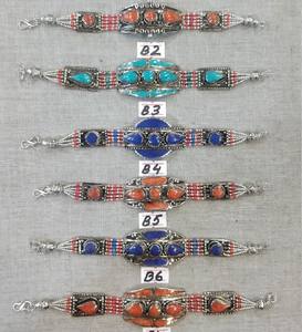 Nuevas pulseras de metal blanco Pulseras - Product Image 3