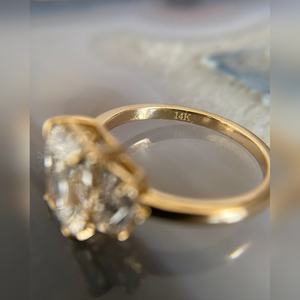 10K 14K 18K Gold Silver Platinum Radiant Cut Center <b>Stone</b> Triangle Side <b>Stone</b> Bridal Engagement Ring Luxury - Product Image 2