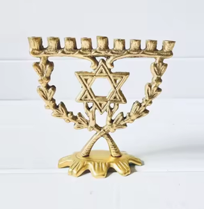 Design moderne Menorah Tall High Standard Hanoukka Bougies Élégant Argent Hanoukka Menorah Éclairage Décor Accessoires Vente Chaude - Product Image 3