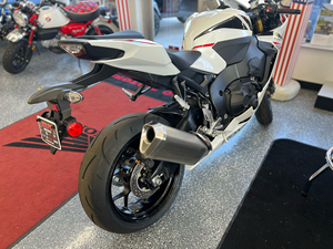 ฮอนด้า CBR1000RR ABS ซูเปอร์สปอร์ต ปี 2026 สุดเร็ว พร้อมขาย มีประกัน - Product Image 5