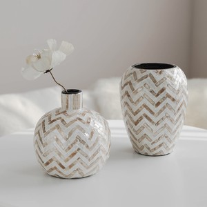 Vases à fleurs élégants en nacre 100% écologique fait à la main | Vase en jacinthe d'eau en rotin pour salon chambre à coucher - Product Image 2