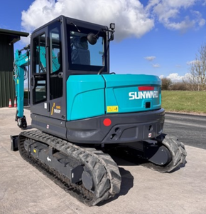 Excavatrice de qualité originale Sunward SWE60UF de 6 tonnes disponible à la vente - Product Image 6