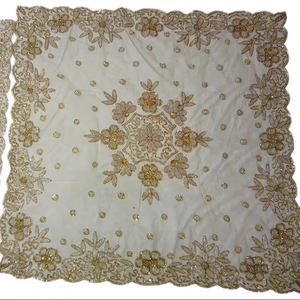 Cubierta de mesa de comedor de tela de red dorada de alta venta, nuevo diseño, mantel bordado con cuentas hecho a mano, mesa decorativa de lujo - Product Image 4