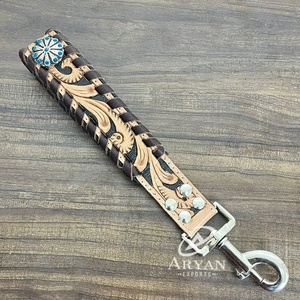 Nuevo cuero genuino personalizado hecho a mano con flor Concho entrenamiento de mascotas tráfico plomo perros accesorio para caminar - Product Image 1