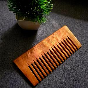 Peine de Madera Portátil, Moderno, Hecho a Mano, Ecológico, de la Mejor Calidad, para Viajes y Uso Diario, para Hombres, Disponible en AZ ENTERPRISES - Product Image 3